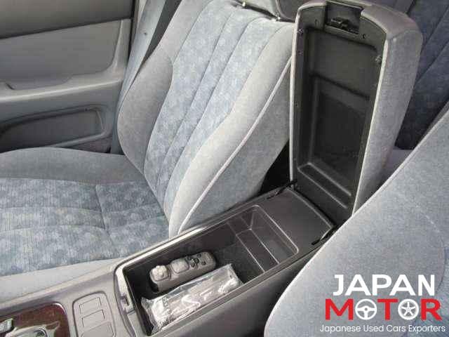 1995 Toyota Aristo JDM car for sale — photo 15 of 20