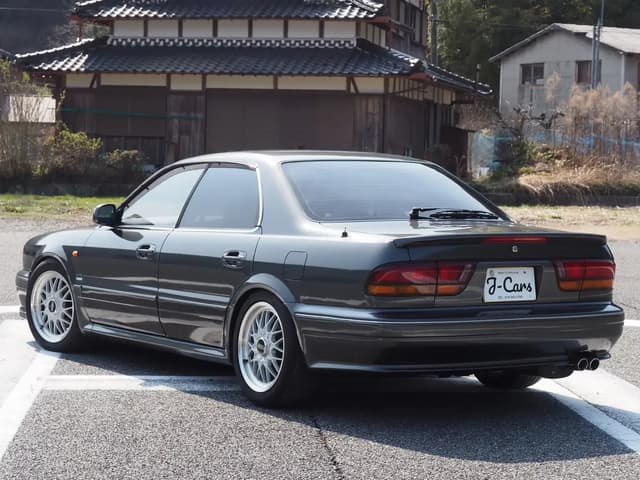 1990 Mitsubishi Diamante JDM car for sale — photo 4 of 10