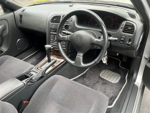 1994 Nissan Skyline JDM car for sale — photo 10 of 16