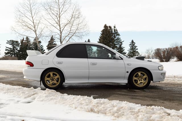 1998 Subaru Impreza JDM car for sale — photo 4 of 16