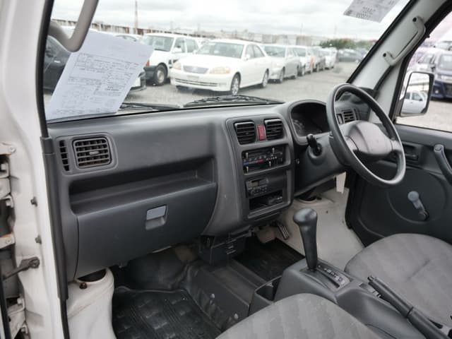 2002 Suzuki Carry JDM car for sale — photo 23 of 25