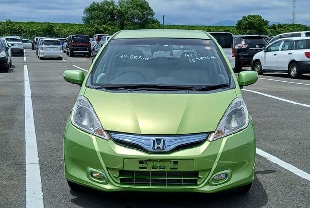 2011 Honda Fit JDM car for sale — photo 8 of 25