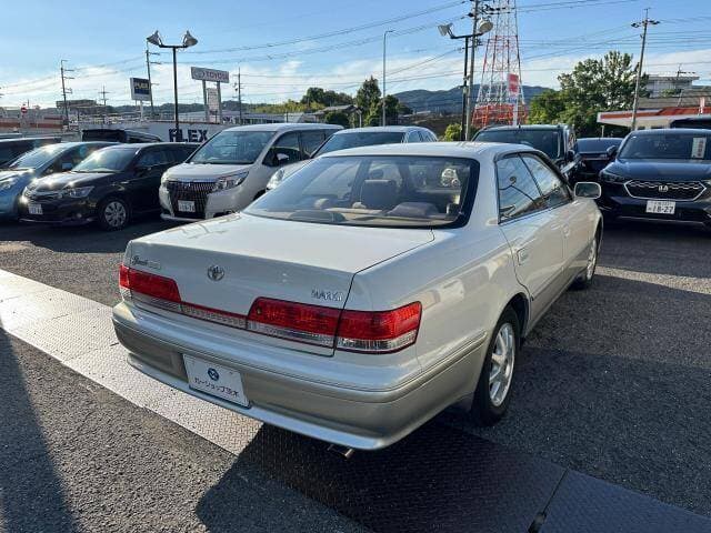 1999 Toyota Mark II JDM car for sale — photo 16 of 20