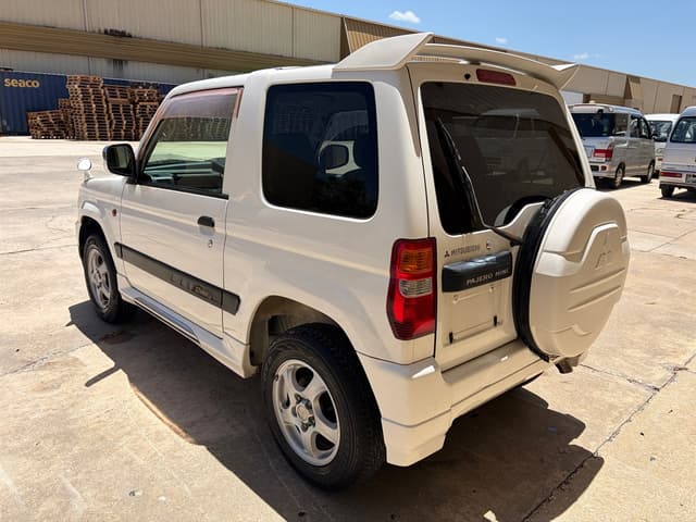 1999 Mitsubishi Pajero Mini JDM car for sale — photo 6 of 17