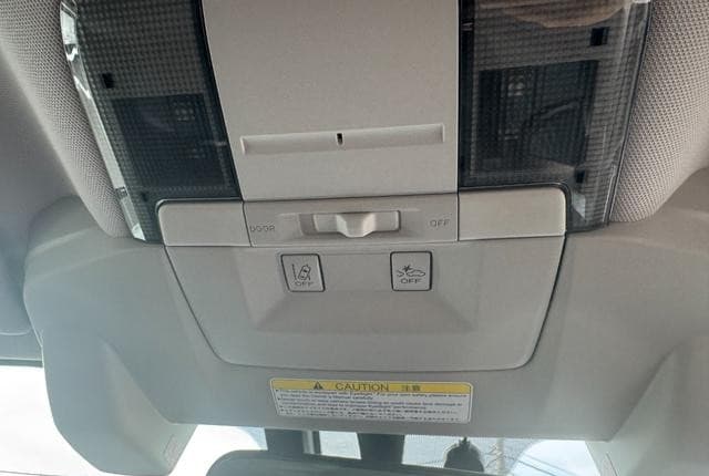 2011 Subaru Legacy JDM car for sale — photo 12 of 25