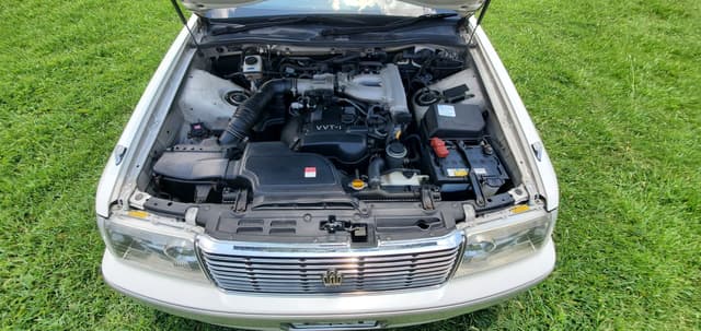 1997 Toyota Crown JDM car for sale — photo 11 of 15