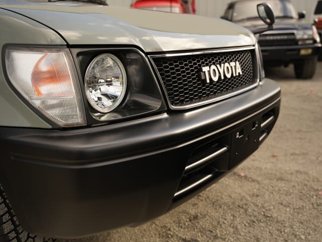 1998 Toyota Land Cruiser Prado JDM car for sale — photo 5 of 23