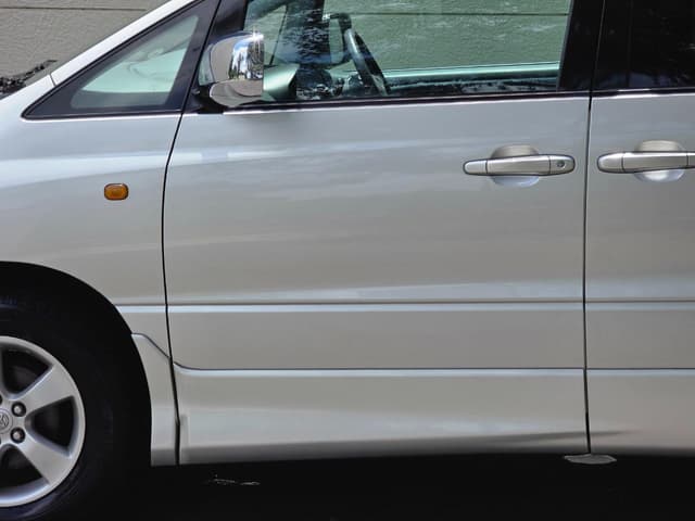 2000 Toyota Estima JDM car for sale — photo 15 of 25