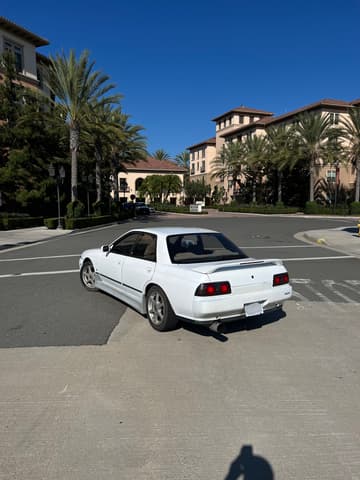 1990 Nissan Skyline JDM car for sale — photo 2 of 13