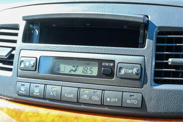 2000 Toyota Mark II JDM car for sale — photo 20 of 23
