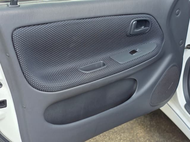 1999 Toyota Corolla JDM car for sale — photo 18 of 24