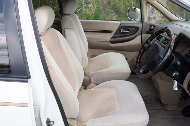 2001 Nissan Presage JDM car for sale — photo 11 of 22