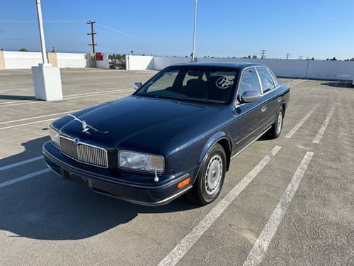 1992 Nissan President JDM car for sale — photo 2 of 8
