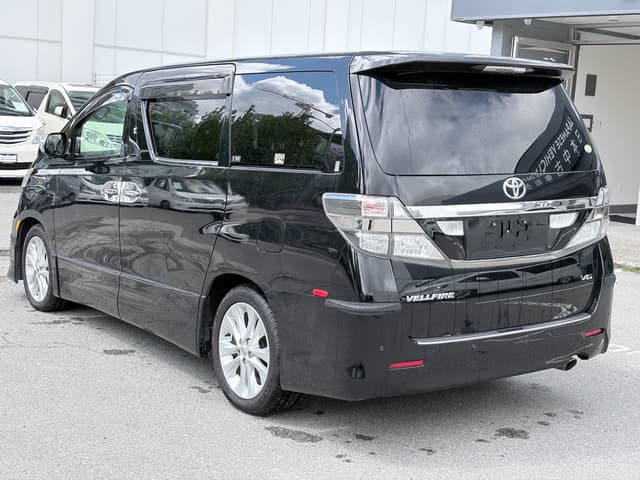 2008 Toyota Vellfire JDM car for sale — photo 4 of 13
