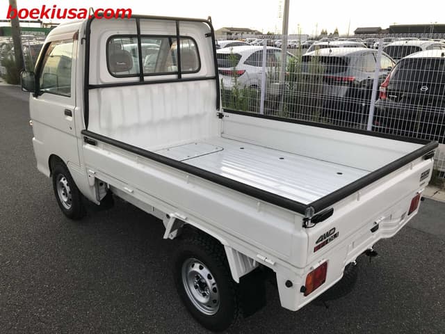 2000 Daihatsu Hijet JDM car for sale — photo 3 of 22