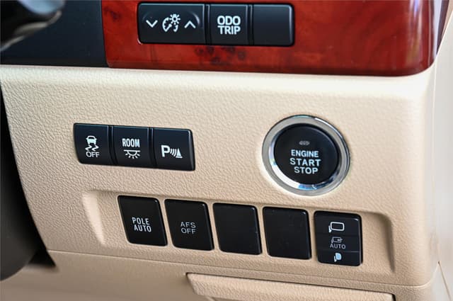 2009 Toyota Alphard JDM car for sale — photo 20 of 25