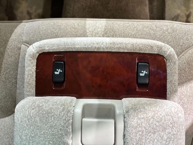1999 Toyota Crown JDM car for sale — photo 24 of 25