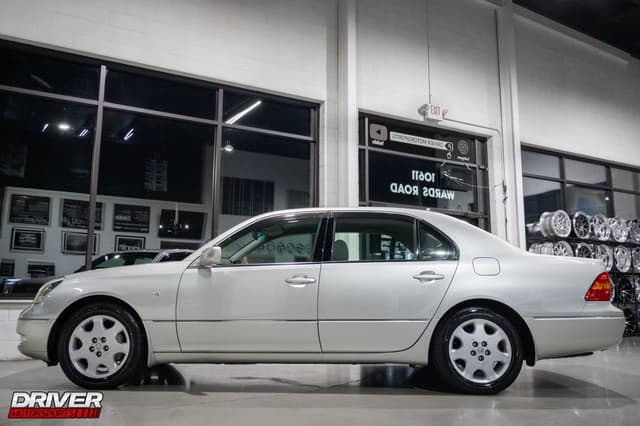 2001 Toyota Celsior JDM car for sale — photo 7 of 21