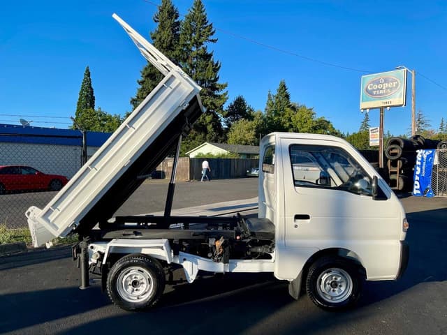 1993 Mazda Scrum JDM car for sale — photo 21 of 25