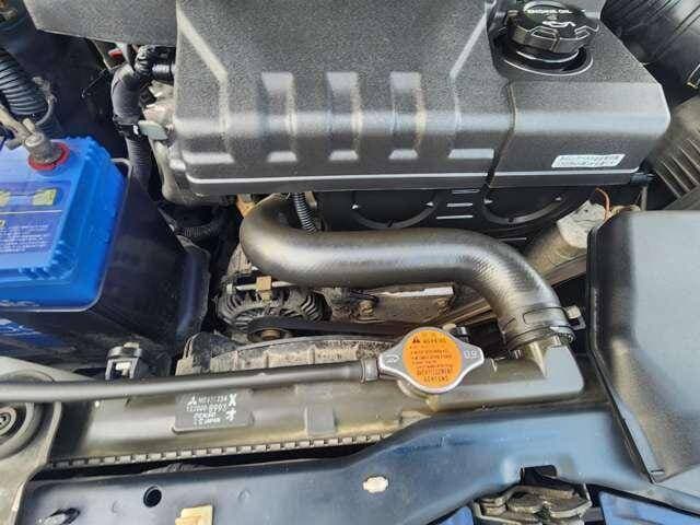 2001 Mitsubishi Pajero JDM car for sale — photo 18 of 20
