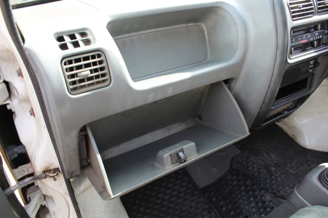 1999 Suzuki Carry JDM car for sale — photo 22 of 25
