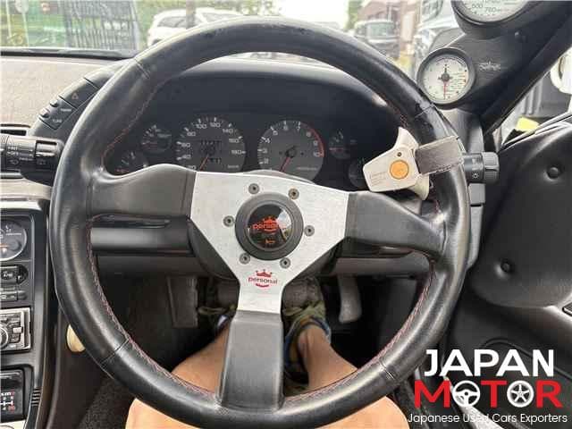 1991 Nissan Skyline JDM car for sale — photo 11 of 17