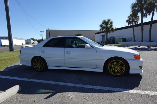 1999 Toyota Chaser JDM car for sale — photo 5 of 17