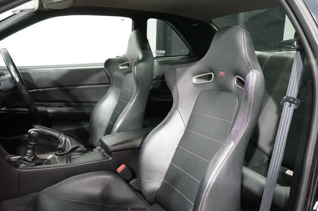 2001 Nissan Skyline JDM car for sale — photo 20 of 25