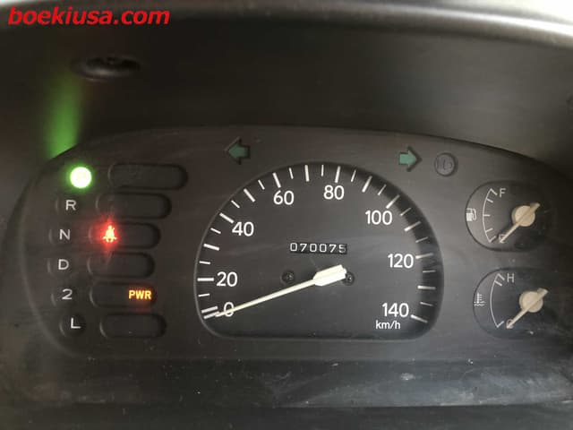 1996 Daihatsu Hijet JDM car for sale — photo 17 of 20