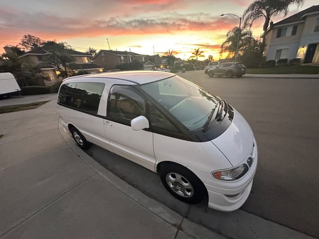 1997 Toyota Estima JDM car for sale — photo 4 of 16