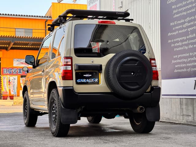 2003 Mitsubishi Pajero Mini JDM car for sale — photo 19 of 25