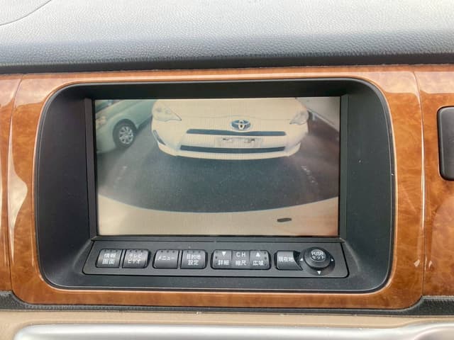 2005 Honda Stepwagon JDM car for sale — photo 4 of 8