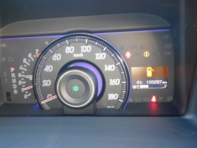 2010 Honda Stepwagon JDM car for sale — photo 4 of 8
