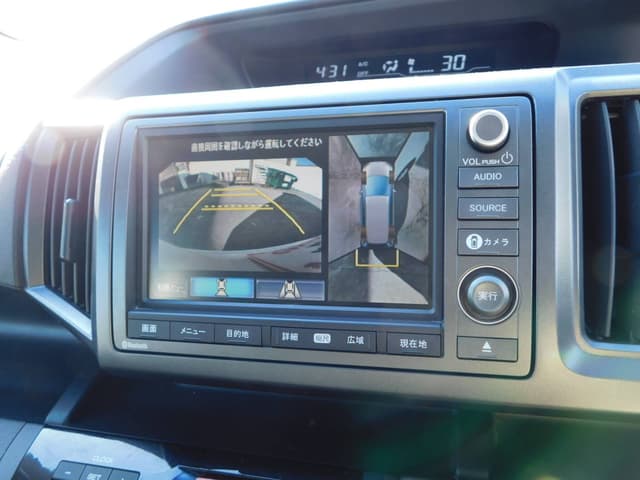 2010 Honda Stepwagon JDM car for sale — photo 5 of 8