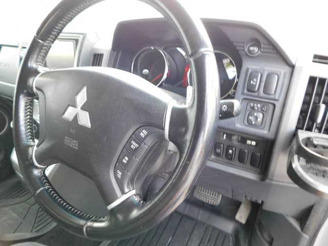 2007 Honda Stepwagon JDM car for sale — photo 3 of 8