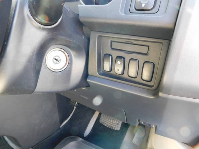2007 Mitsubishi Delica JDM car for sale — photo 4 of 8