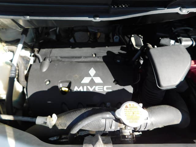2007 Mitsubishi Delica JDM car for sale — photo 7 of 8