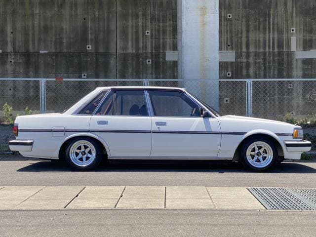 1987 Toyota Mark II JDM car for sale — photo 9 of 20