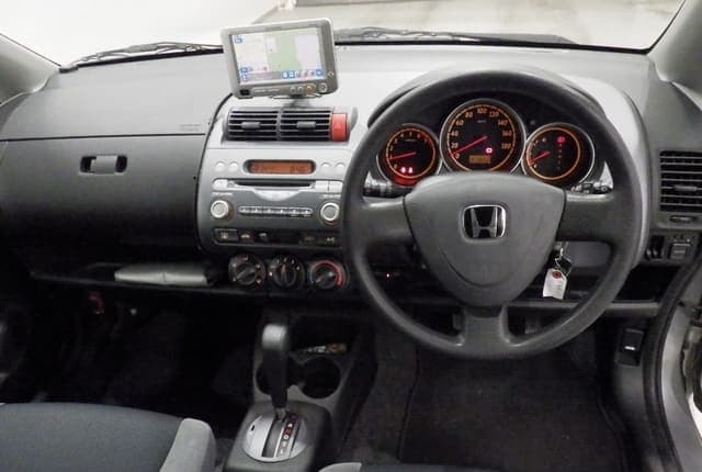 2002 Honda Fit JDM car for sale — photo 3 of 5