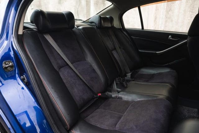 2002 Nissan Skyline JDM car for sale — photo 17 of 18
