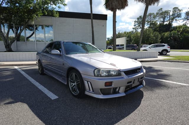 1998 Nissan Skyline JDM car for sale — photo 3 of 18