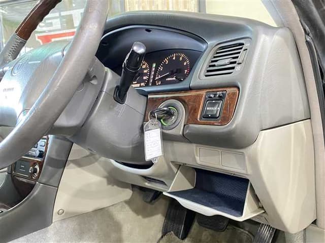 1999 Toyota Mark II JDM car for sale — photo 22 of 25
