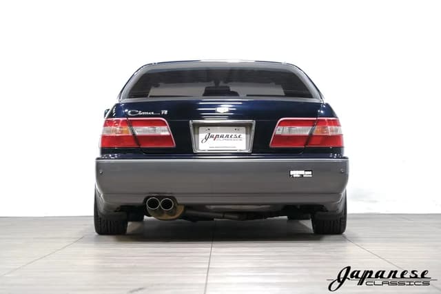 1996 Nissan Cima JDM car for sale — photo 7 of 25