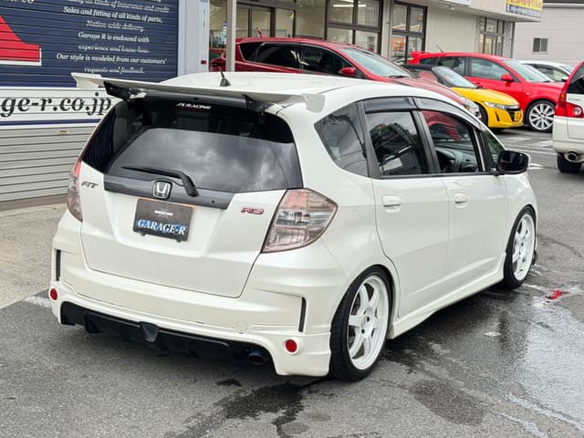 2011 Honda Fit JDM car for sale — photo 14 of 25