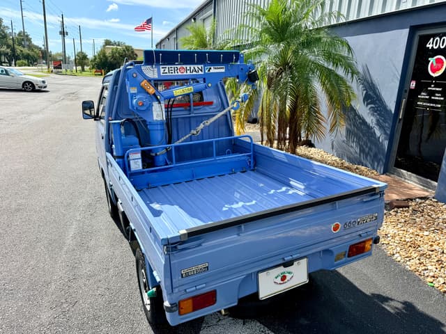 1992 Daihatsu Hijet JDM car for sale — photo 9 of 21