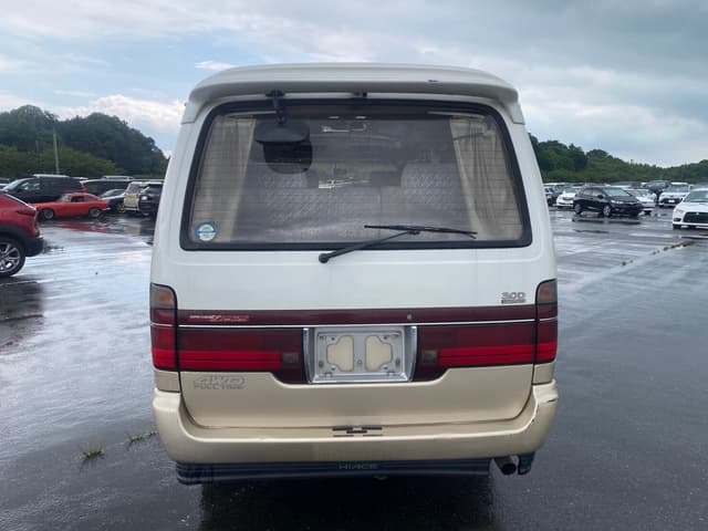 1994 Toyota HiAce JDM car for sale — photo 5 of 16