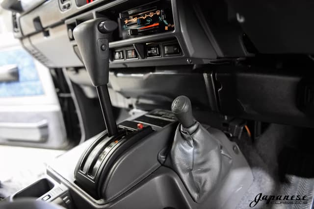 1995 Toyota Land Cruiser JDM car for sale — photo 11 of 25