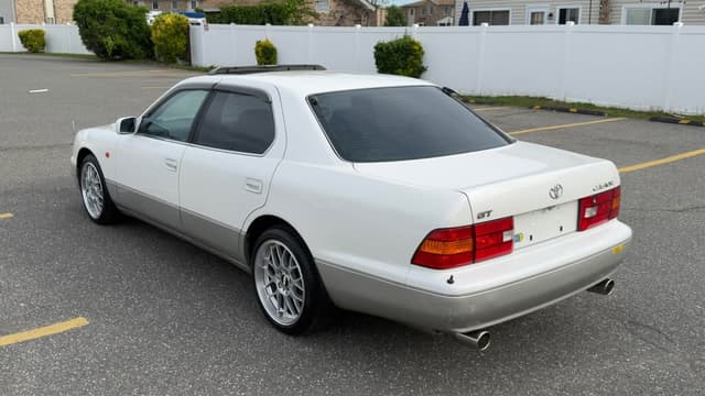 1998 Toyota Celsior JDM car for sale — photo 3 of 20