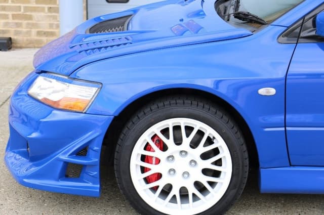 2001 Mitsubishi Lancer Evolution JDM car for sale — photo 9 of 25