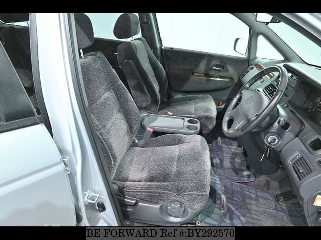 2000 Honda Odyssey JDM car for sale — photo 4 of 7
